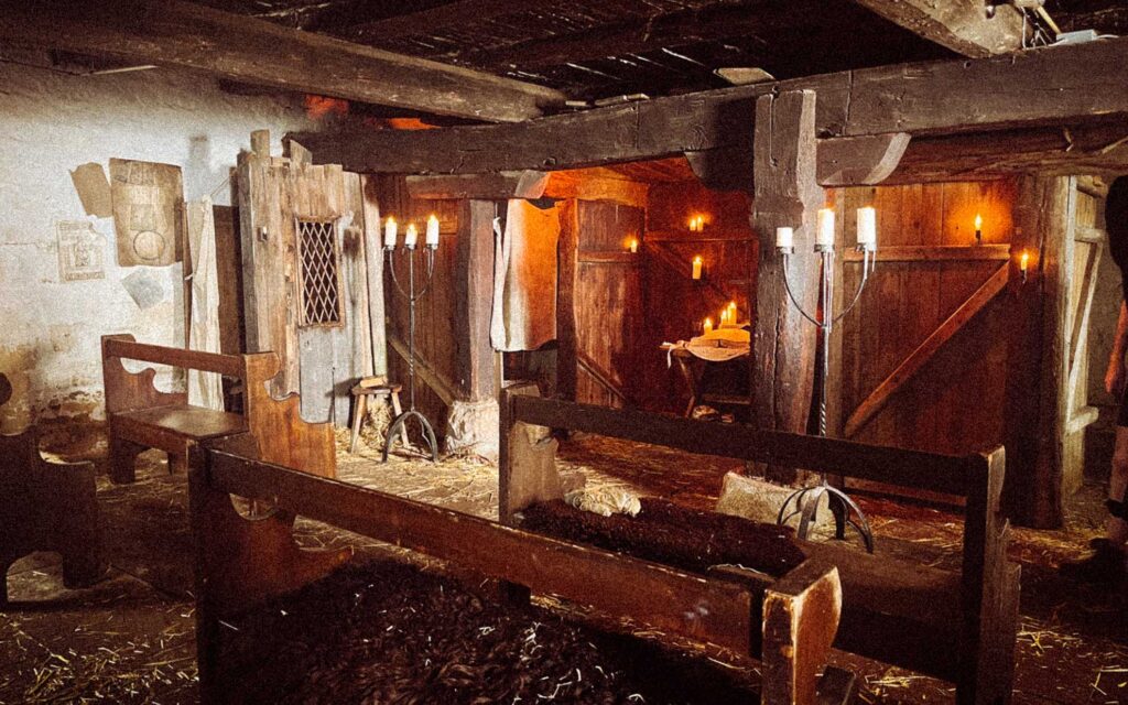 Inkubus production design