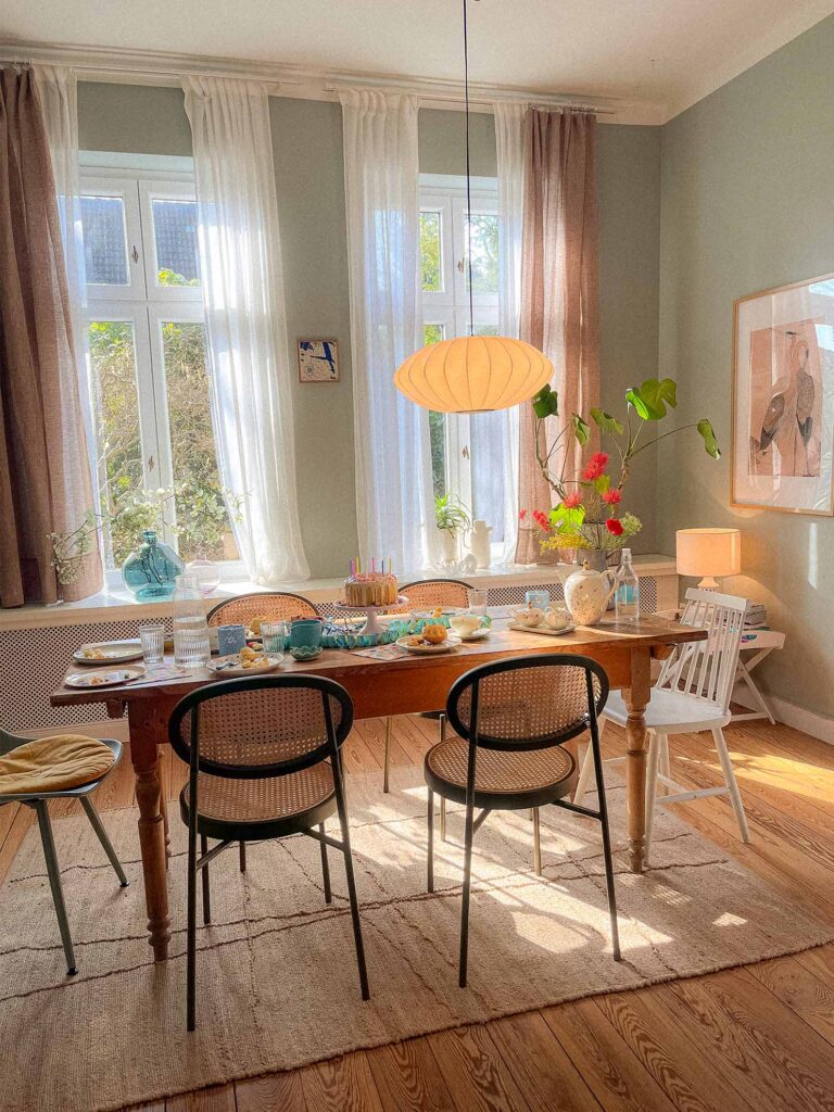Picocolinis production design